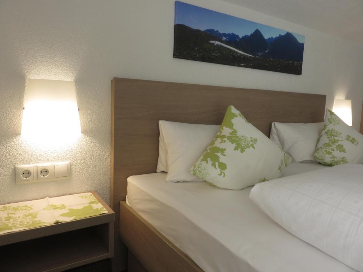 Hotel Haus Barbara Nauders Esterno foto