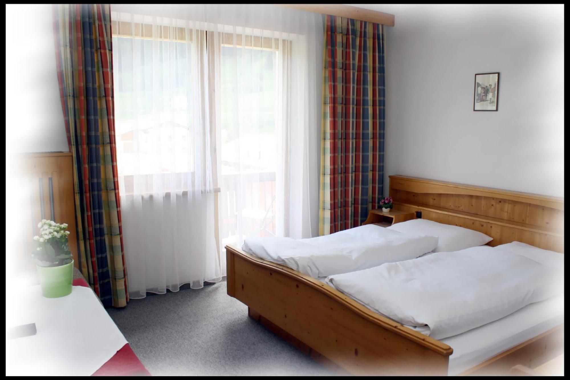 Hotel Haus Barbara Nauders Esterno foto